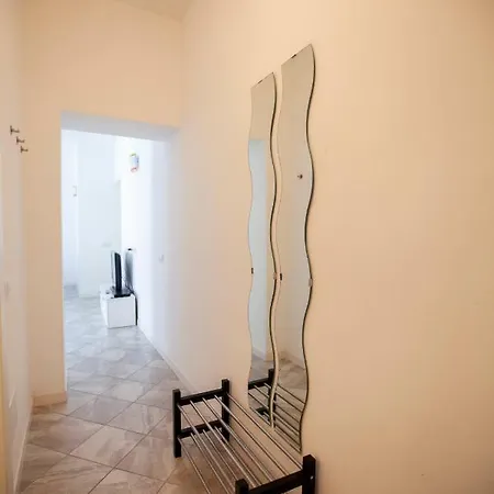 Benzi Apartment *