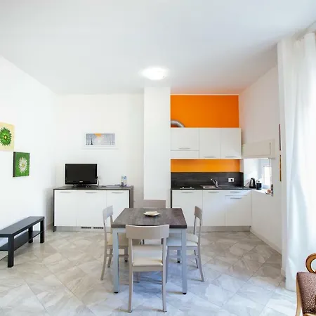 Benzi Apartment Como