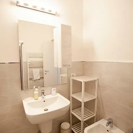 Benzi Apartment Como