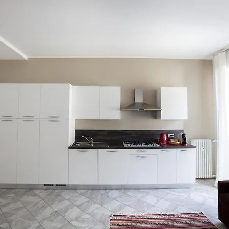 Benzi Apartment *